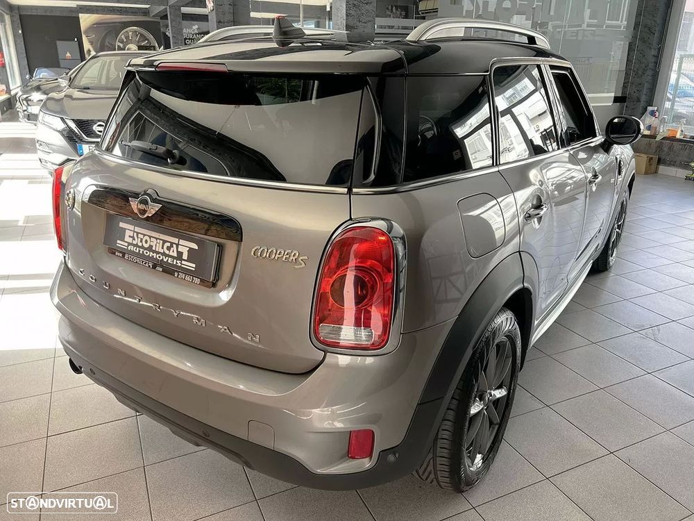 MINI Countryman Cooper SE ALL4 Auto - 4