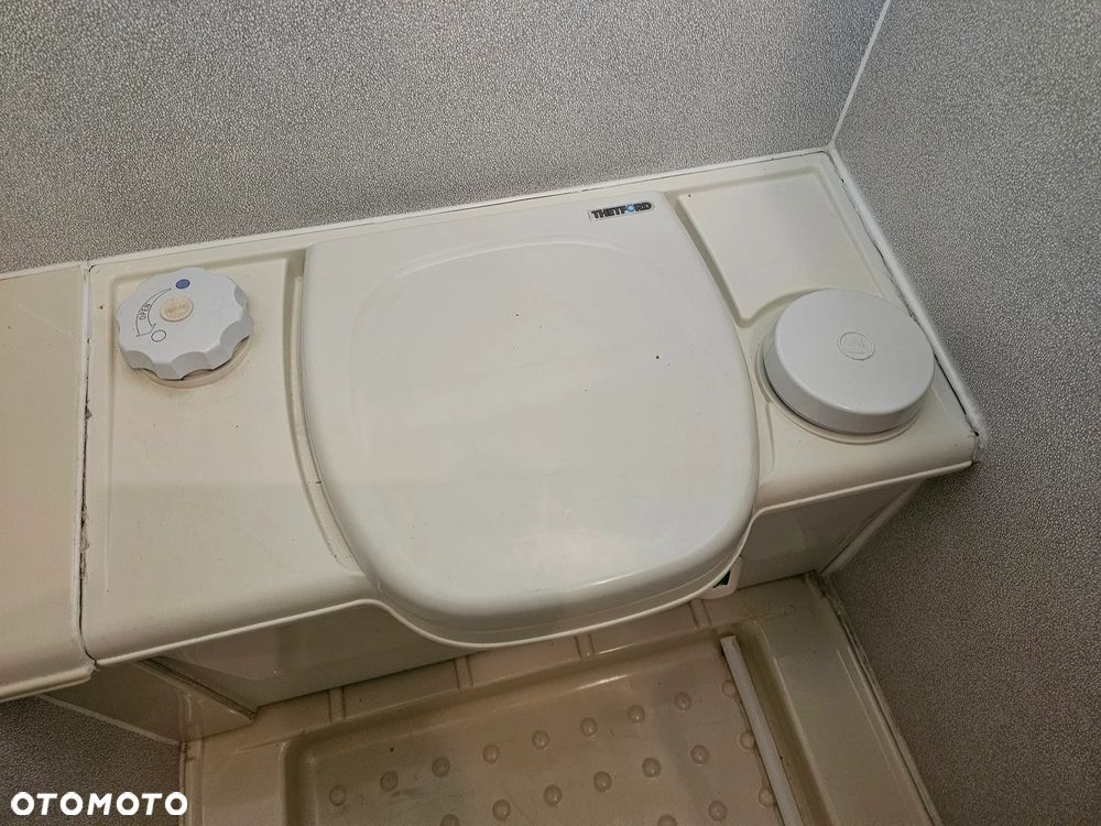 Hobby - TEC 460. DMC-1250. WŁĄCZ  FILMIK ! ŁÓŻKO MAŁŻEŃSKIE. MOTO-MOVER ! NOWY SOLAR. ŁAZIENKA. - 33