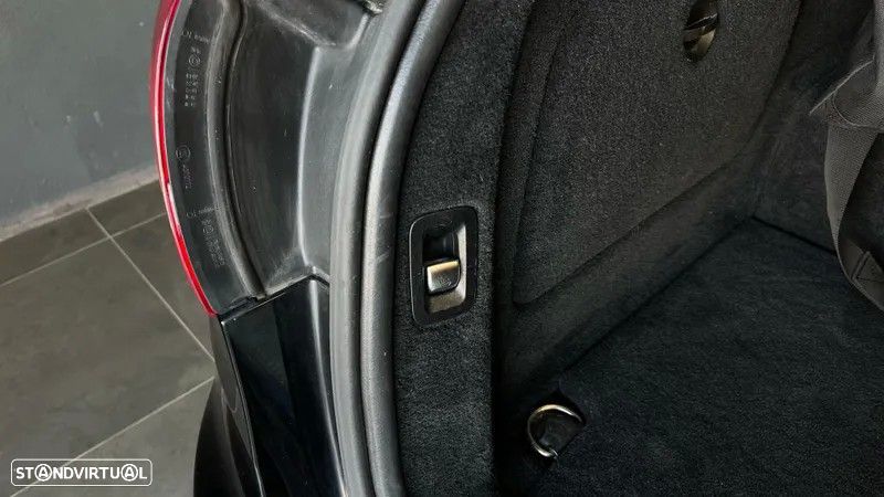 Mercedes-Benz C 300 de AMG Line - 19