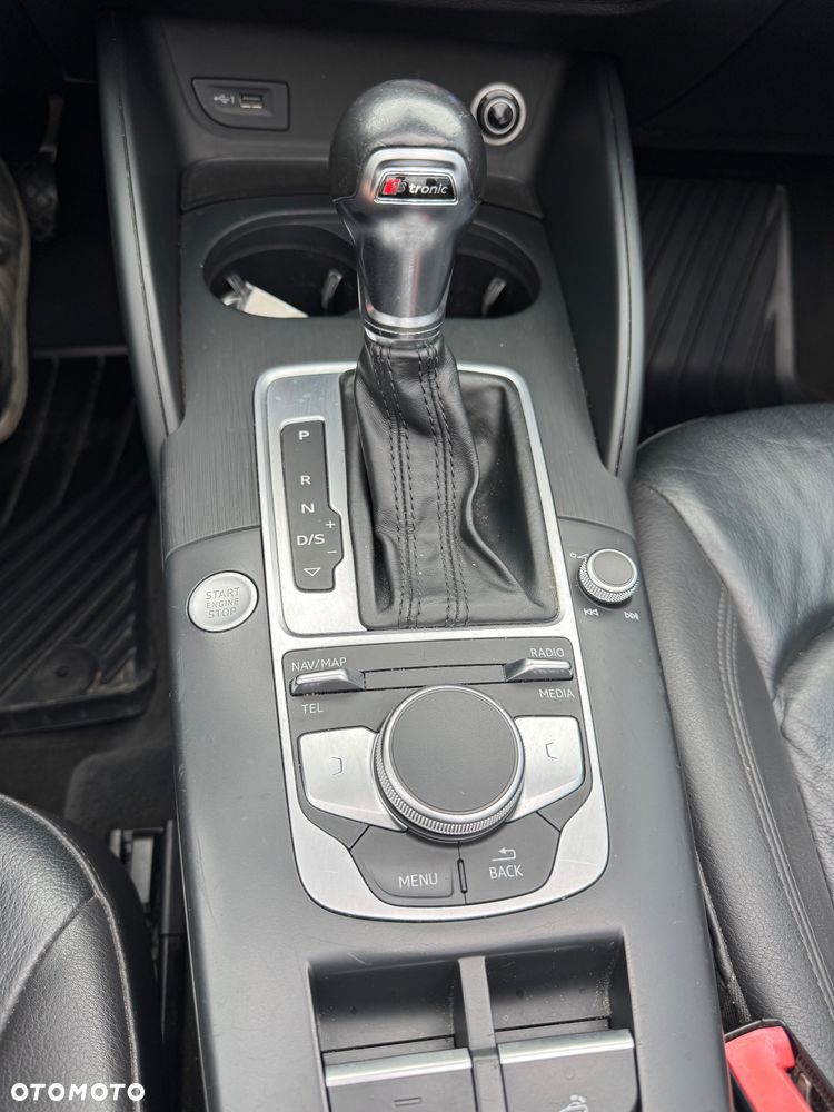 Audi A3 2.0 TFSI quattro S tronic design - 30