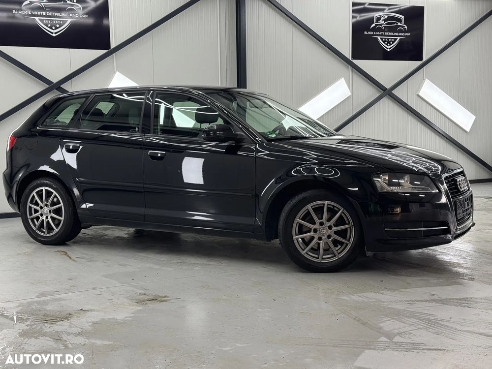Audi A3 Sportback - 9