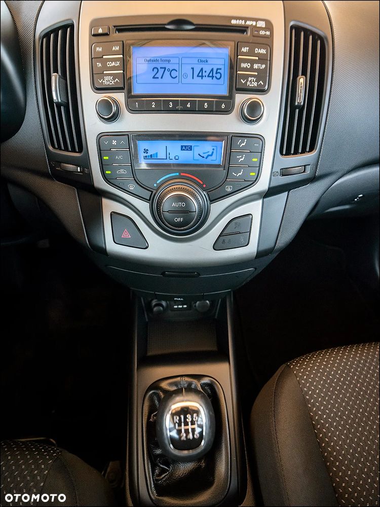 Hyundai i30 - 23