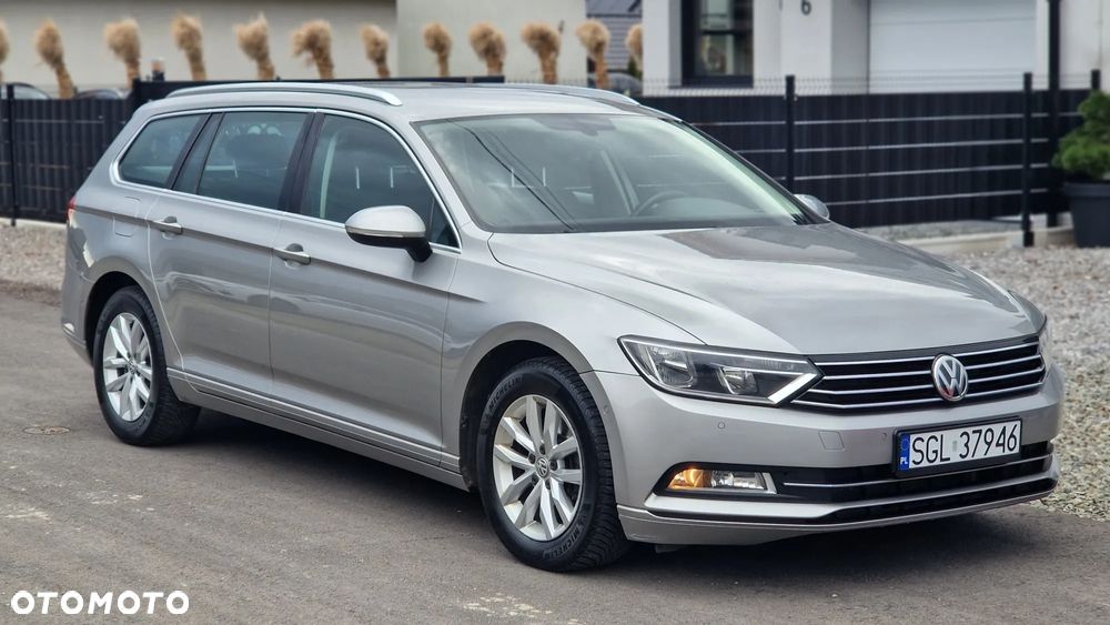 Volkswagen Passat - 2