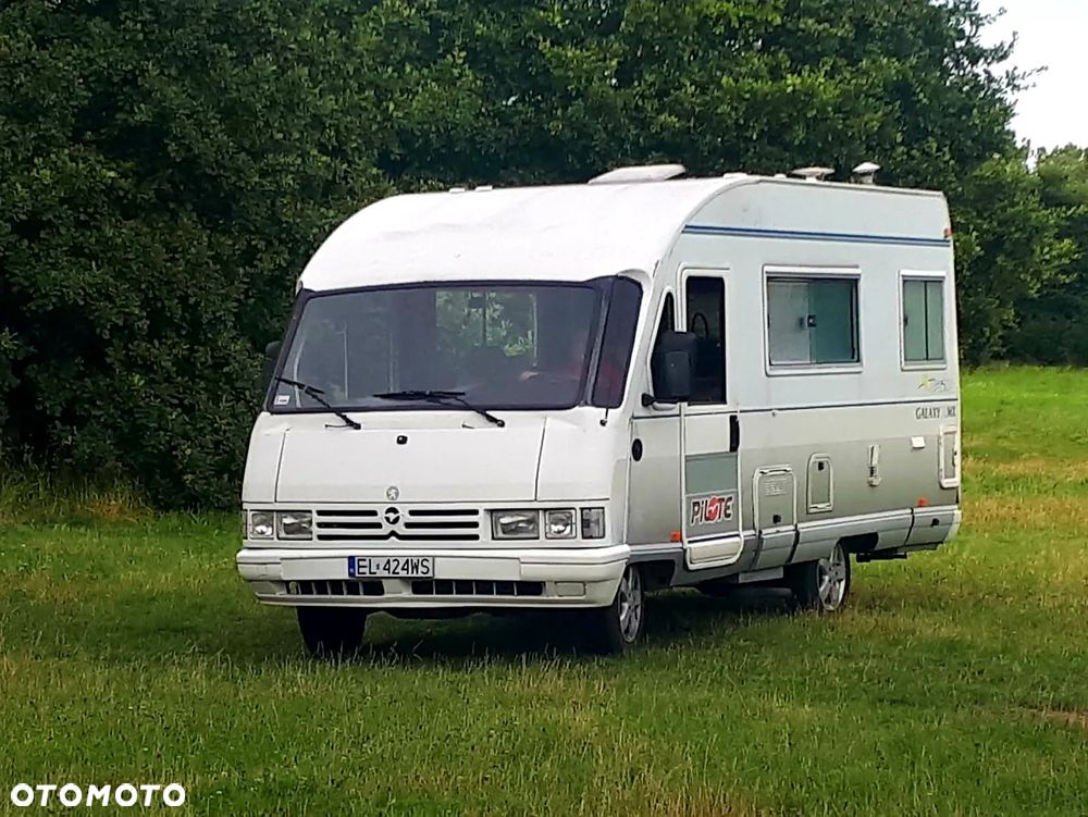 Peugeot J 5 Pilote - 1
