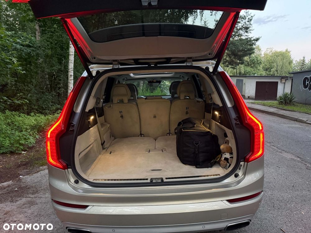 Volvo XC 90 - 6
