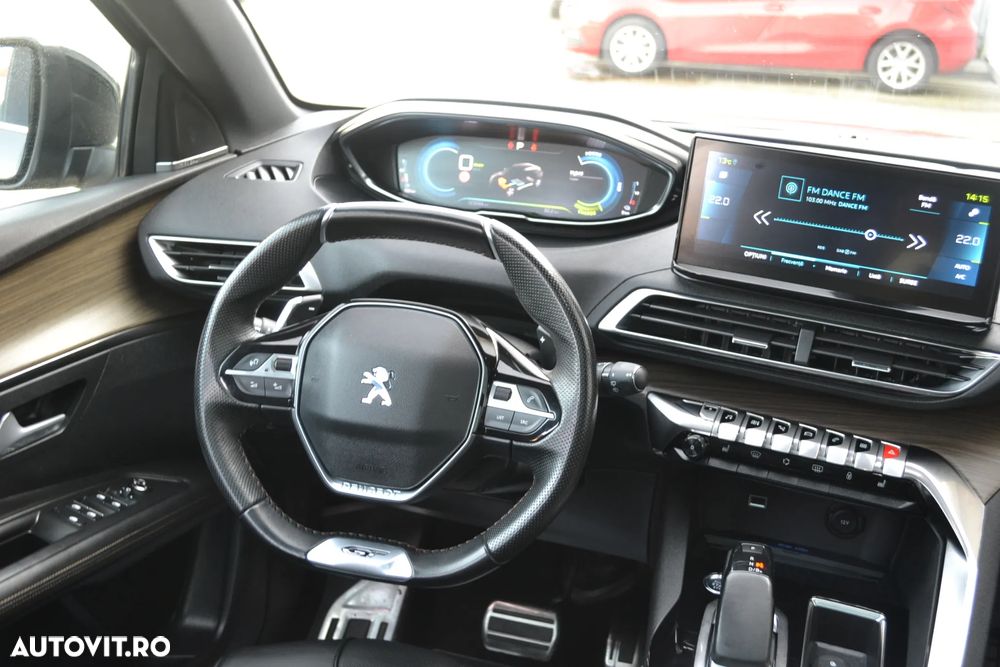 Peugeot 3008 PHEV EAT8 4X4 GT Pack - 31