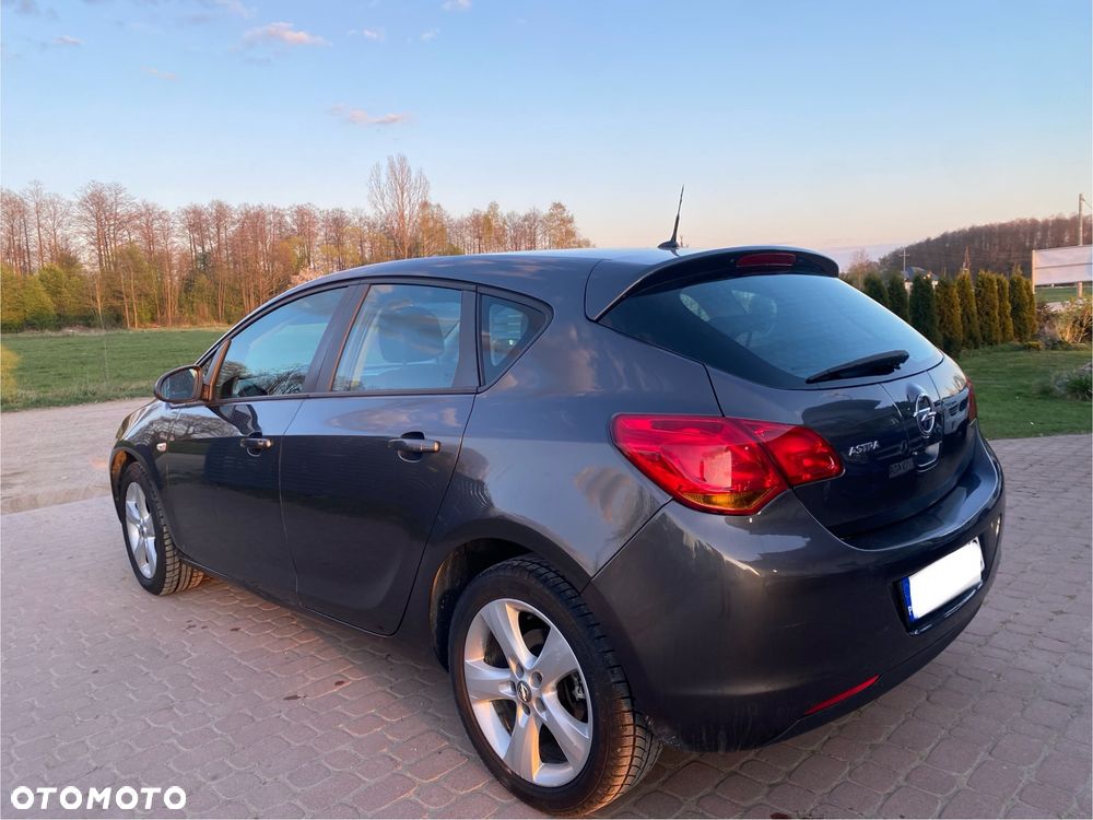 Opel Astra 1.4 - 14
