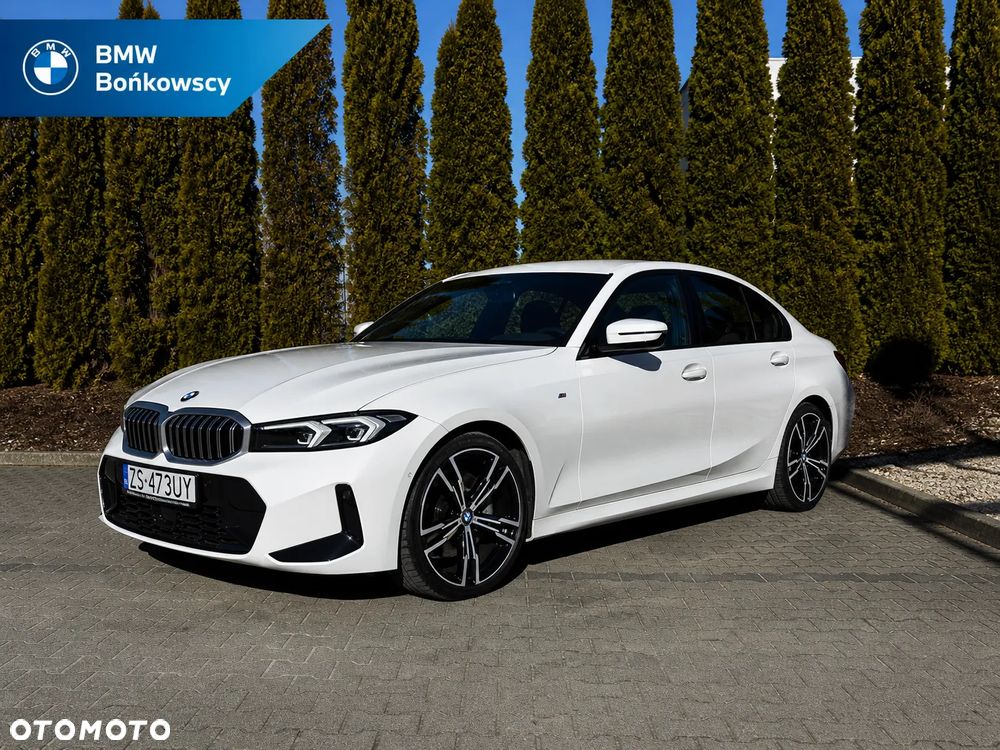 BMW Seria 3 330i xDrive M Sport - 2