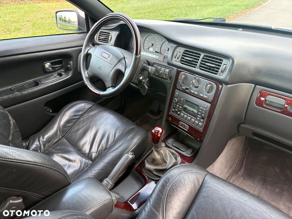 Volvo C70 2.4 - 25