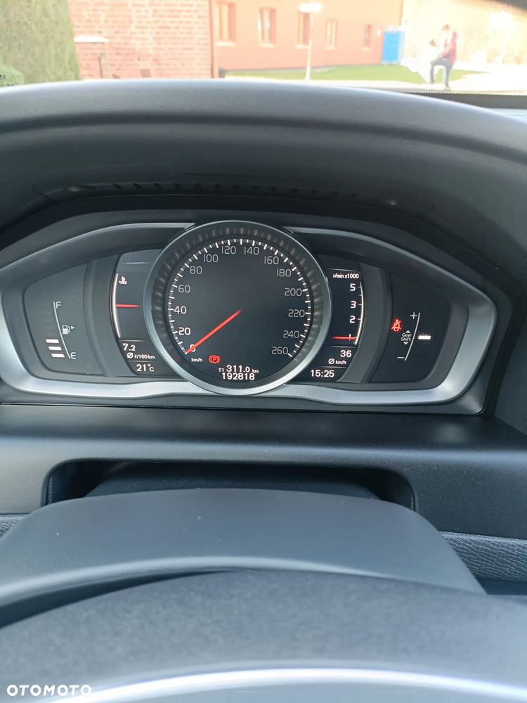 Volvo XC 60 - 37