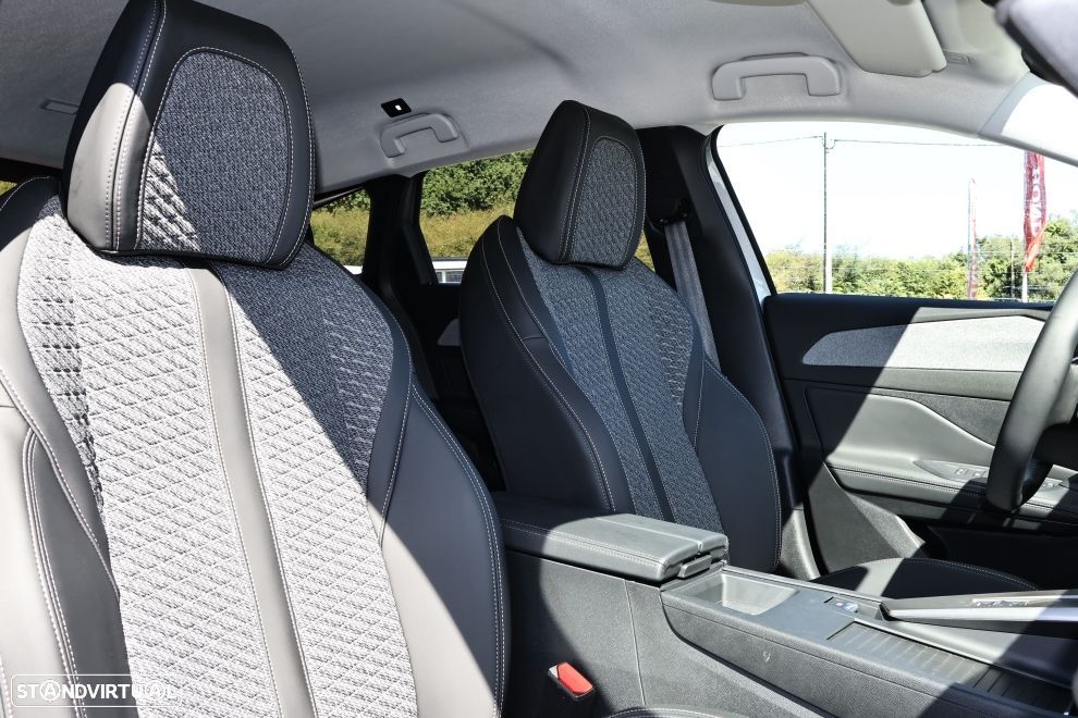 Peugeot 308 SW - 12