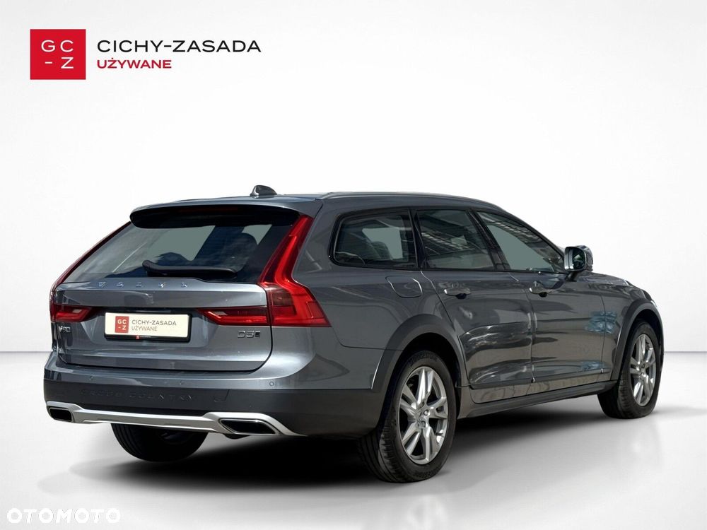 Volvo V90 Cross Country D5 AWD Pro - 5