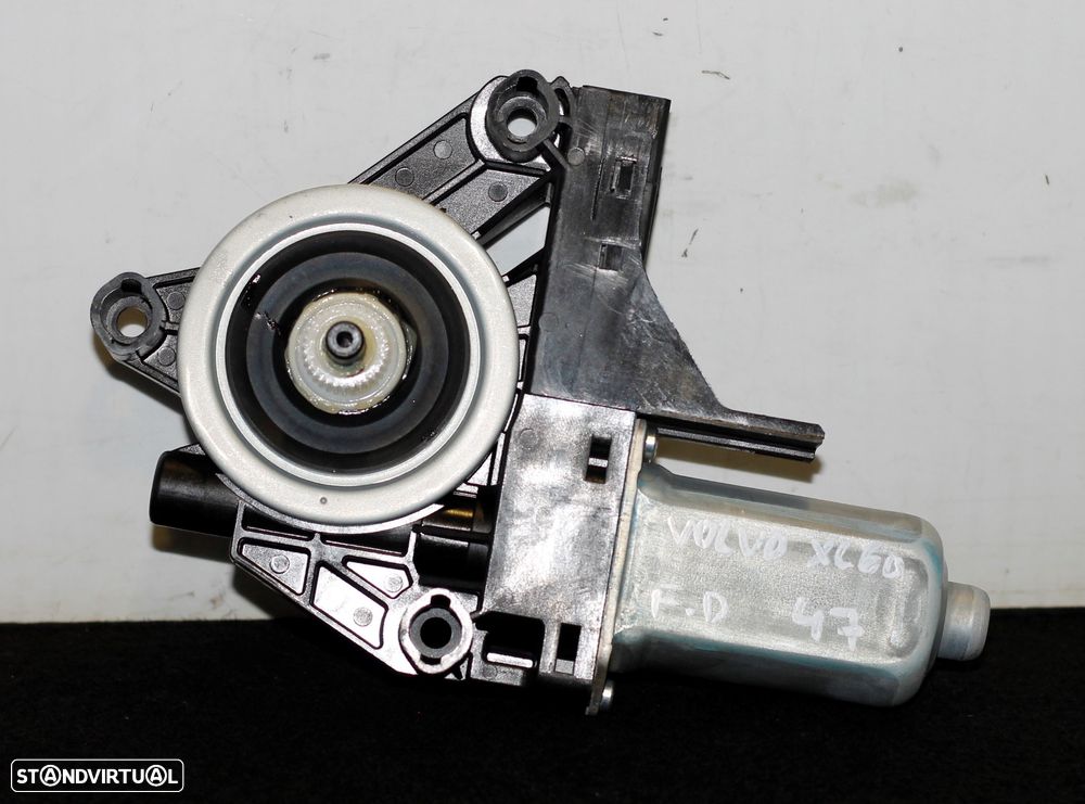 MOTOR ELEVATÓRIO DO VIDRO DIANTEIRO DIREITO VOLVO XC60 - 2