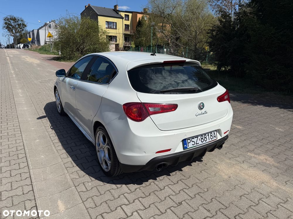 Alfa Romeo Giulietta 1.4 TB MultiAir Distinctive - 3