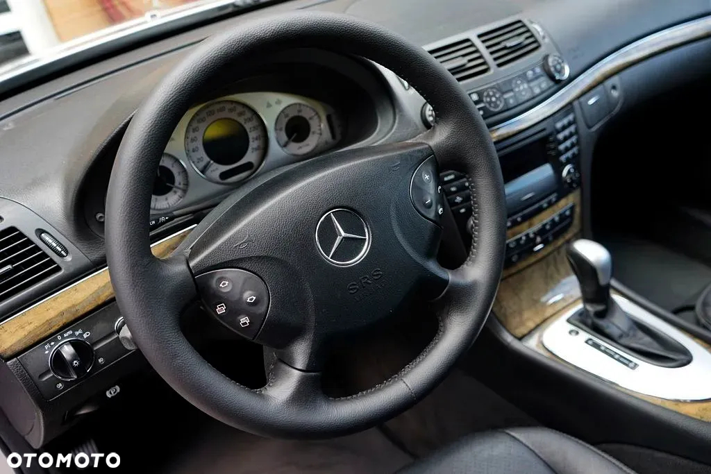 Mercedes-Benz Klasa E 200 T CDI Automatik Avantgarde - 28