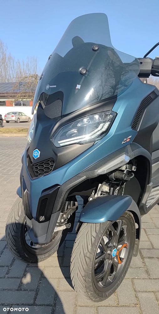 Piaggio MP-3 - 8