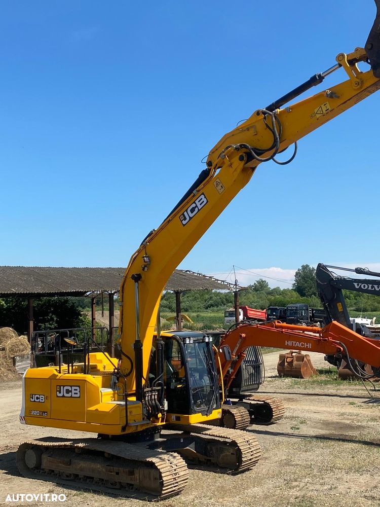 JCB 220 X L - 9