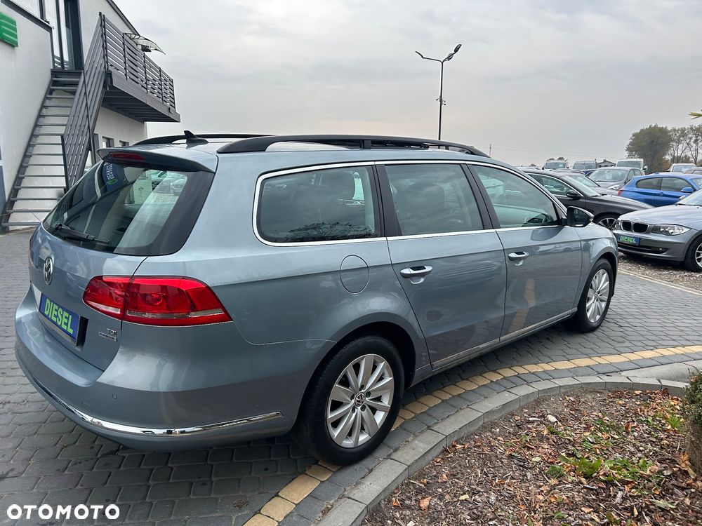 Volkswagen Passat 1.6 TDI BMT Comfortline - 10