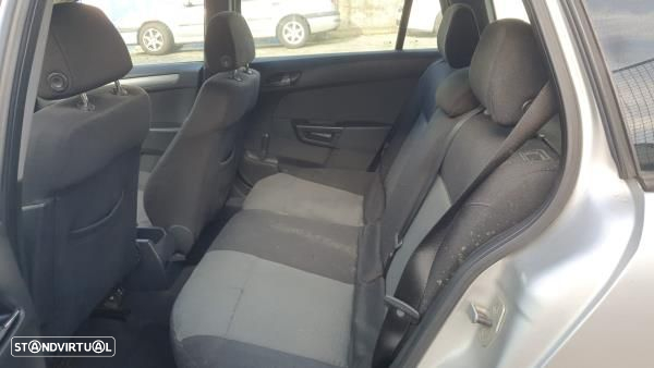 Para Peças Opel Astra H Combi (A04) - 4