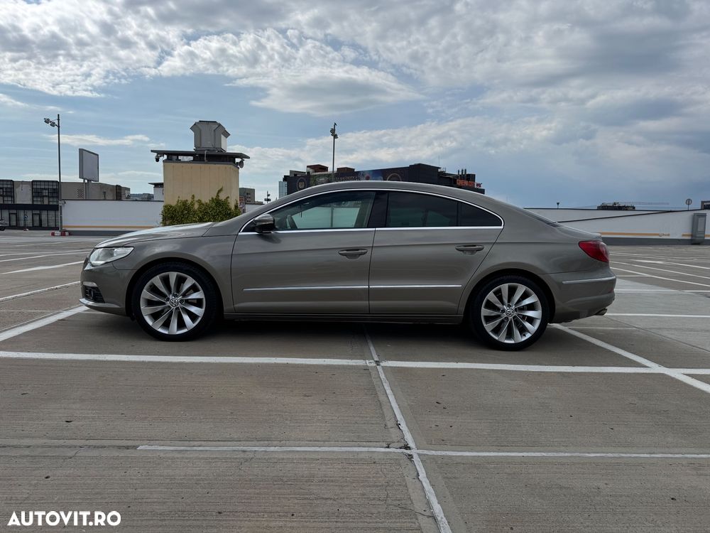 Volkswagen Passat 2.0 TDI DSG Comfortline - 10