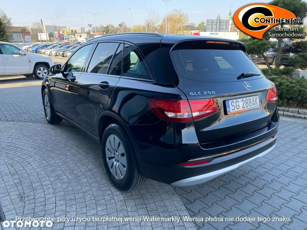 Mercedes-Benz GLC - 3