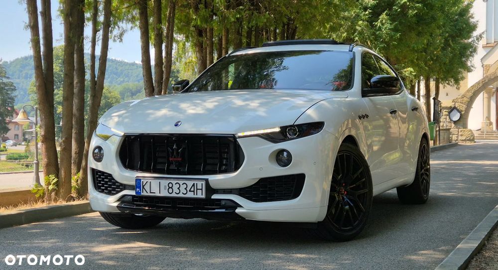 Maserati Levante S Q4 - 1