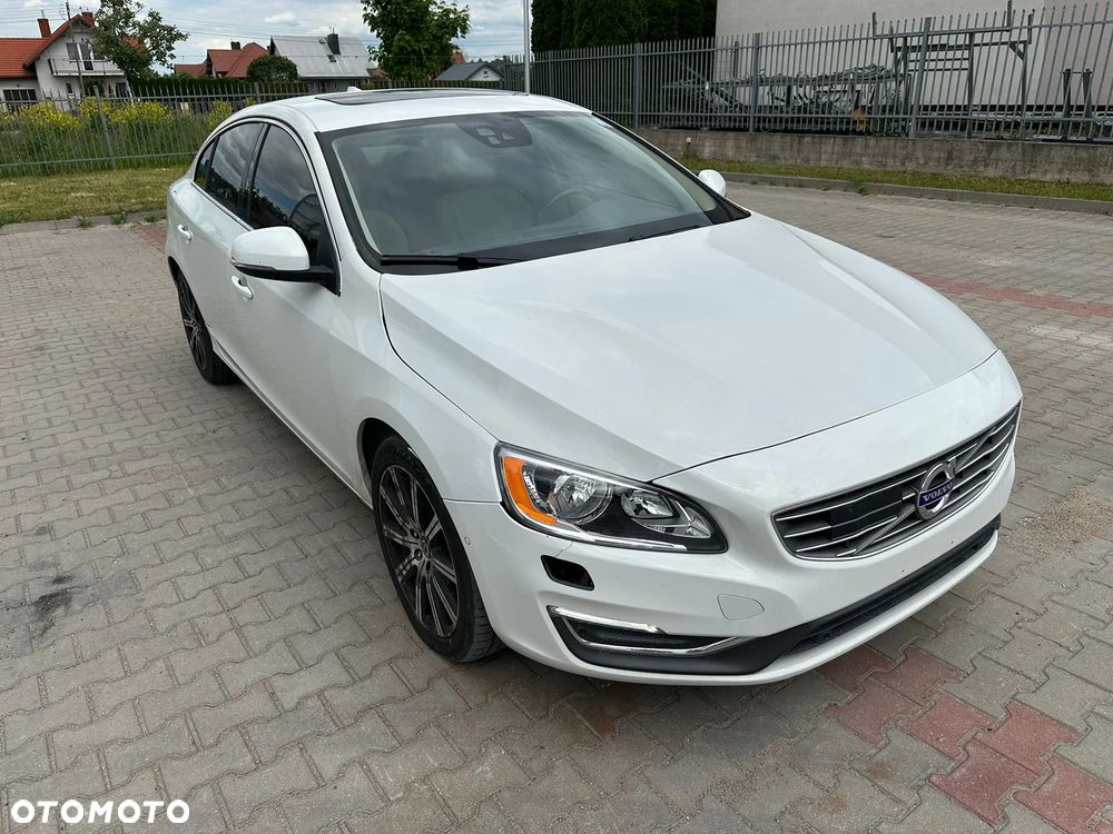Volvo S60 - 2