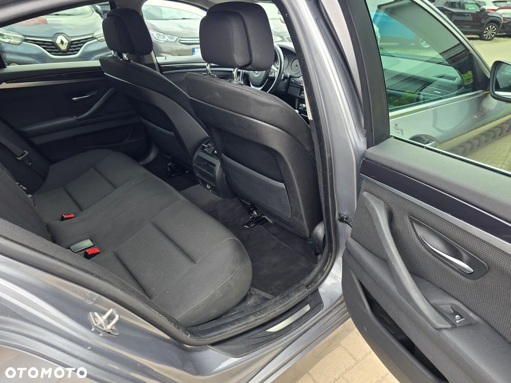 BMW Seria 5 - 10