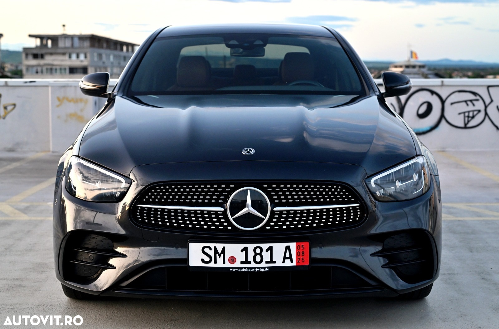 Mercedes-Benz E - 30