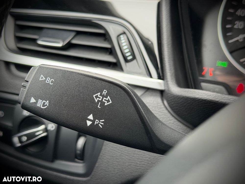 BMW X1 sDrive18d Aut. Sport Line - 24