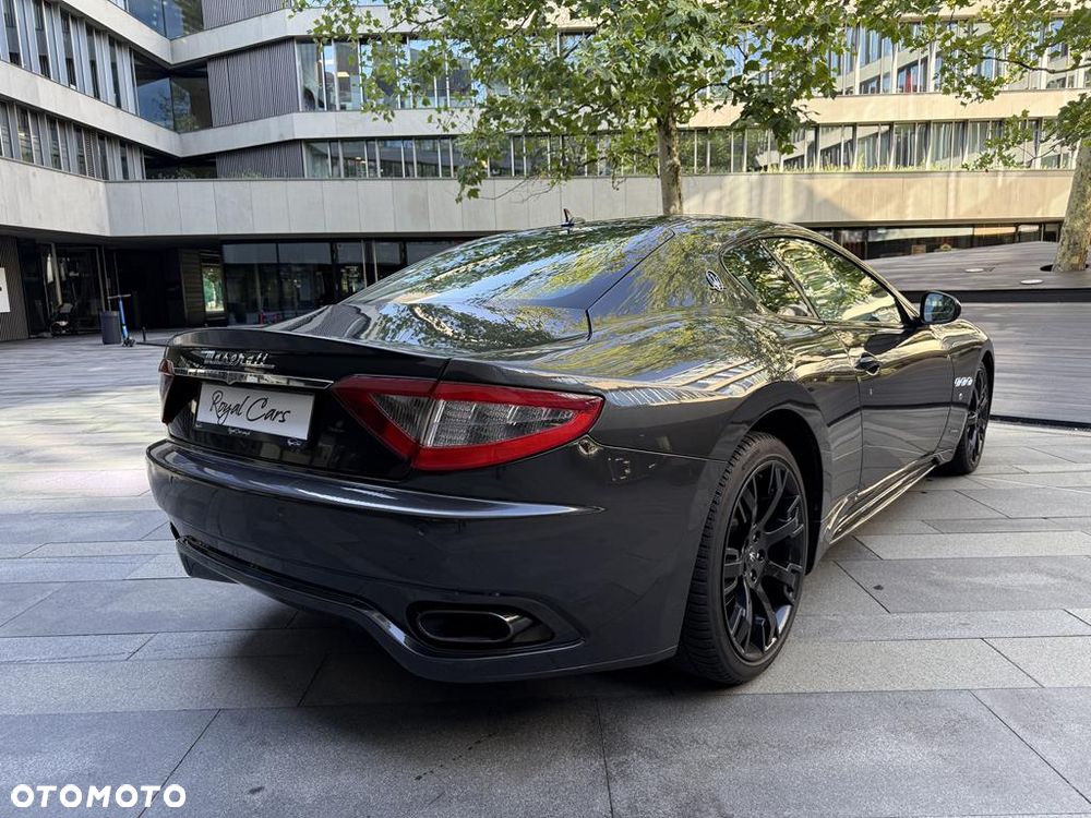 Maserati GranTurismo S Automatik - 3