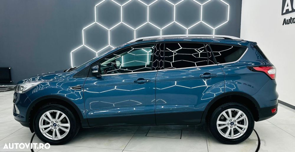 Ford Kuga 1.5 EcoBoost 2x4 Business Edition - 33