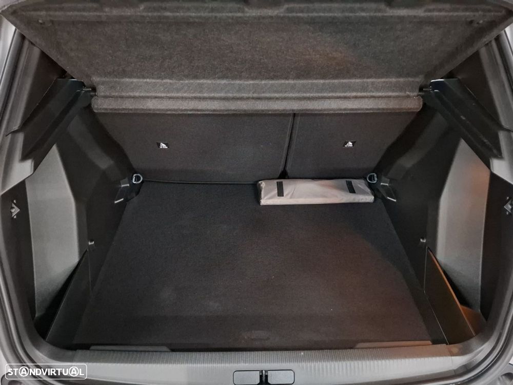 Peugeot 2008 1.2 PureTech Allure - 23