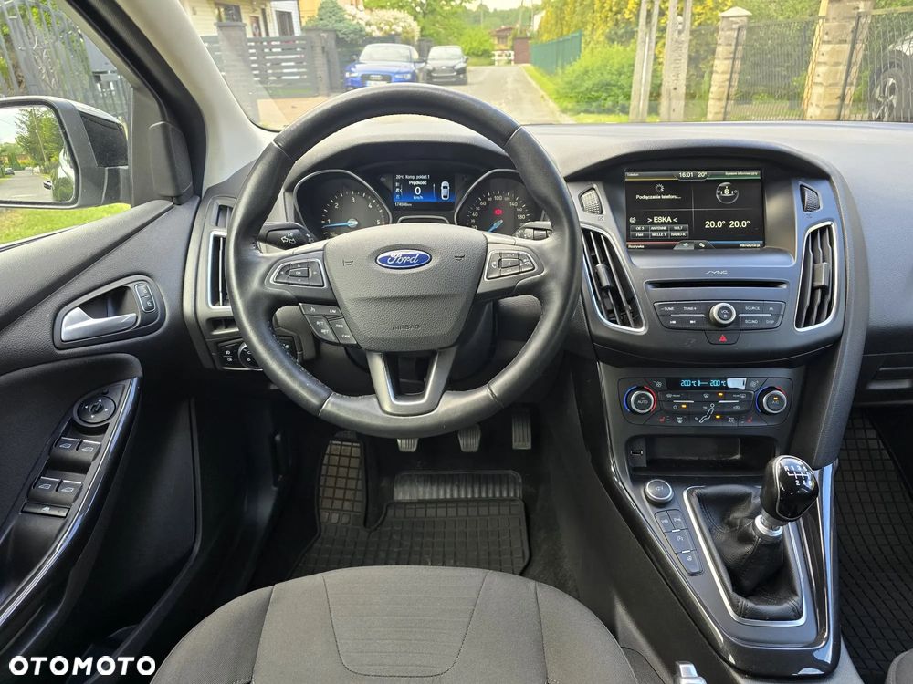 Ford Focus 1.5 TDCi DPF Start-Stopp-System Titanium - 24