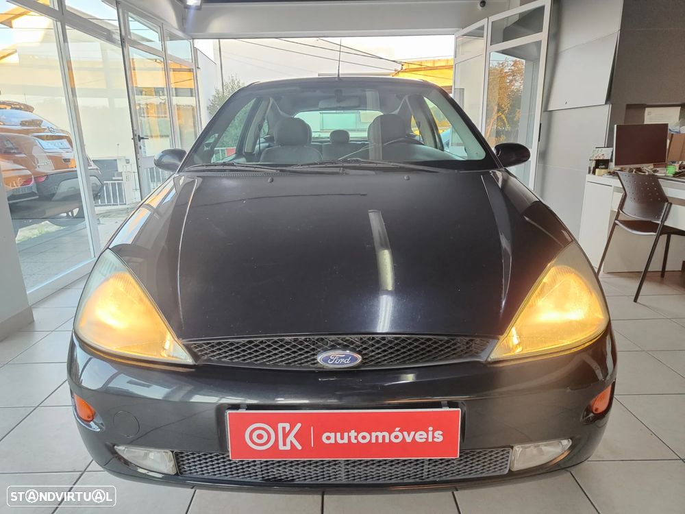 Ford Focus 1.4 Trend - 4