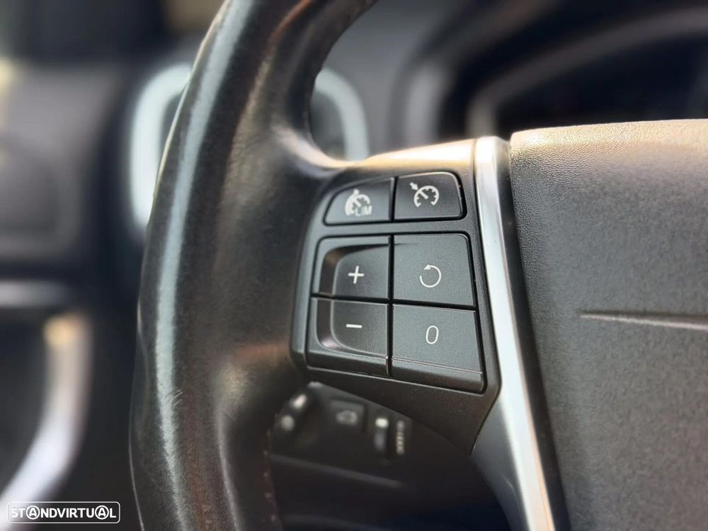Volvo V40 1.6 D2 Kinetic Eco - 22