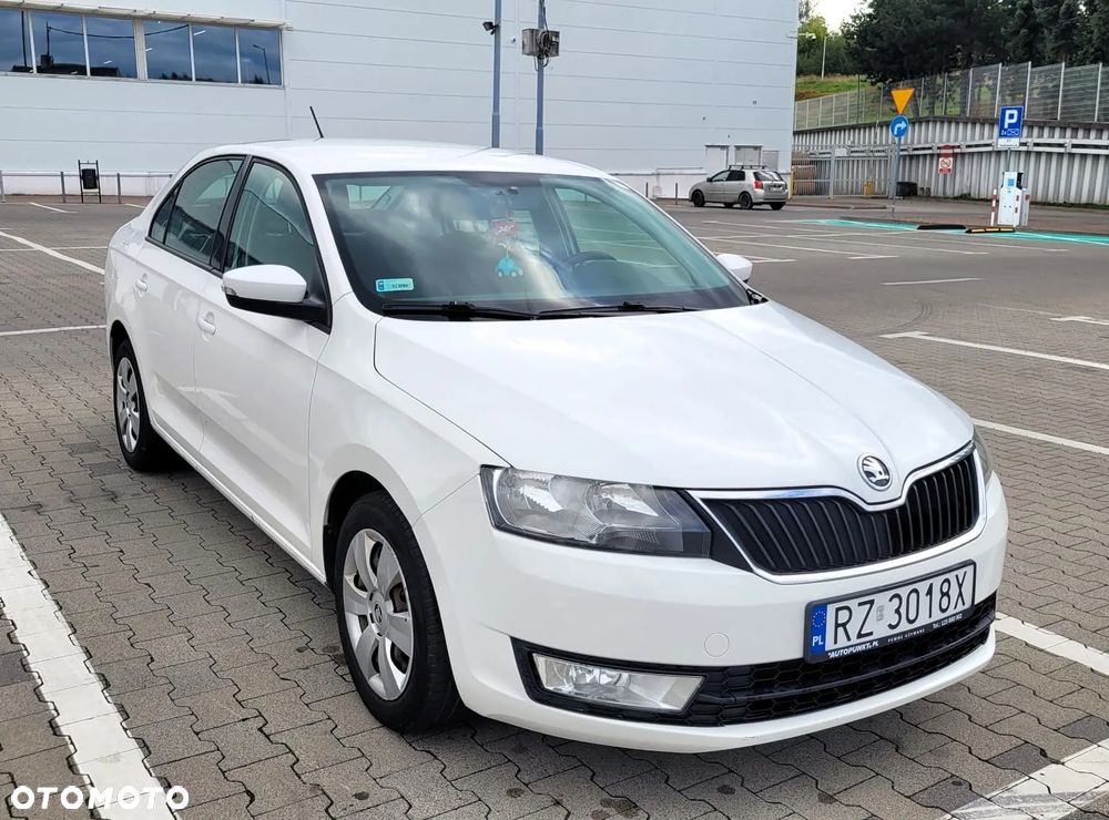 Skoda RAPID 1.2 TSI Ambition - 4