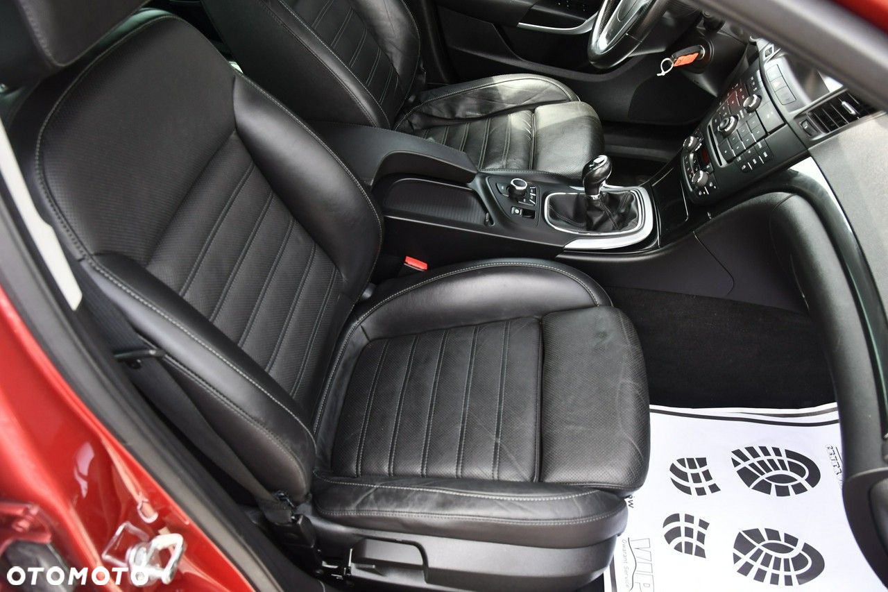 Opel Insignia - 24