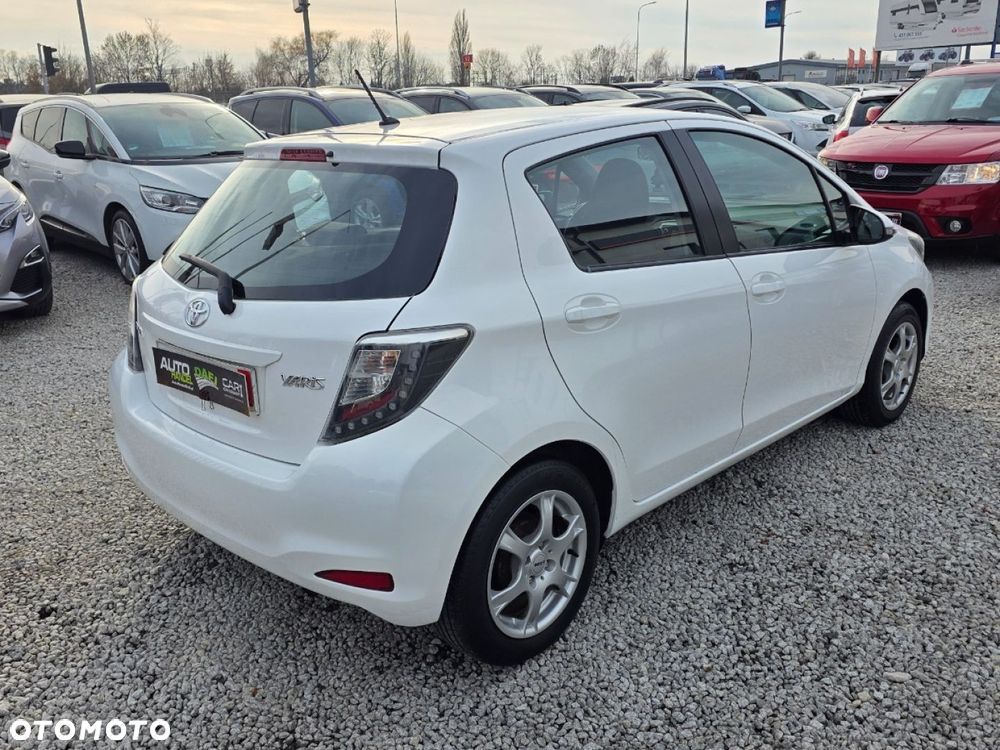 Toyota Yaris - 29