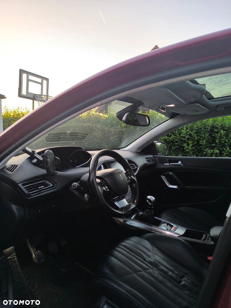Peugeot 308 1.6 THP Allure - 8