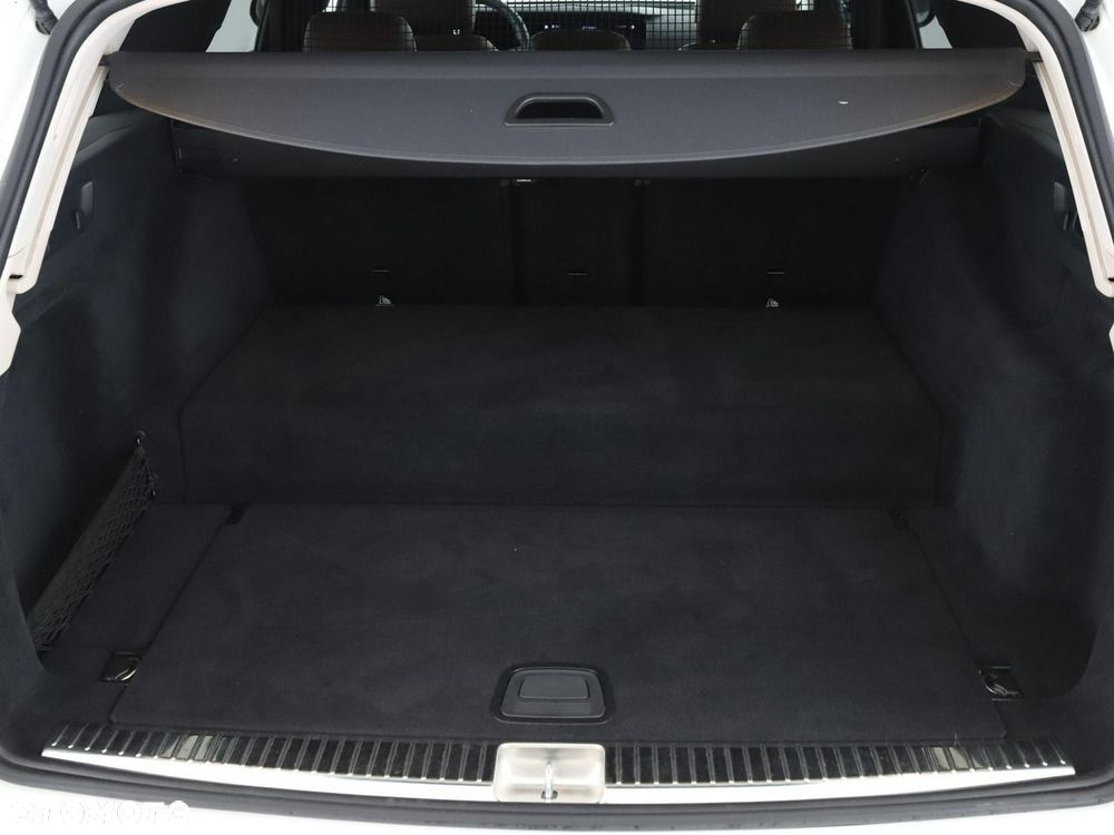 Mercedes-Benz Klasa E 300 de 4-Matic Avantgarde - 21