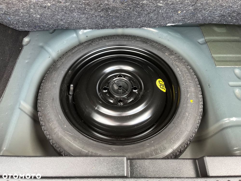 Ford B-MAX 1.0 EcoBoost Titanium X - 31