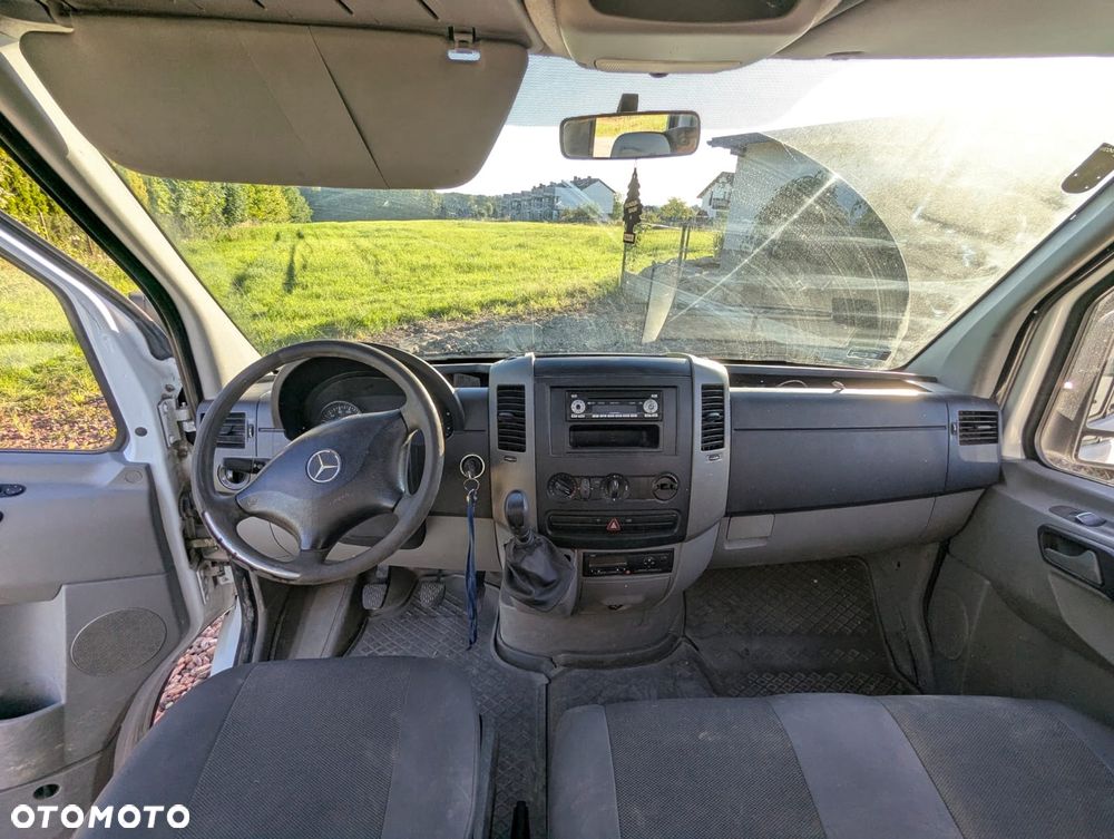 Mercedes-Benz Sprinter 906.233 - 7