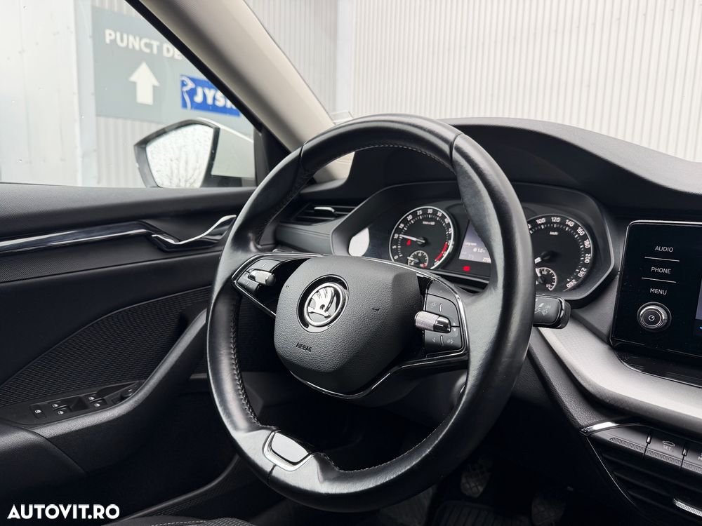 Skoda Octavia 2.0 TDI Style - 12