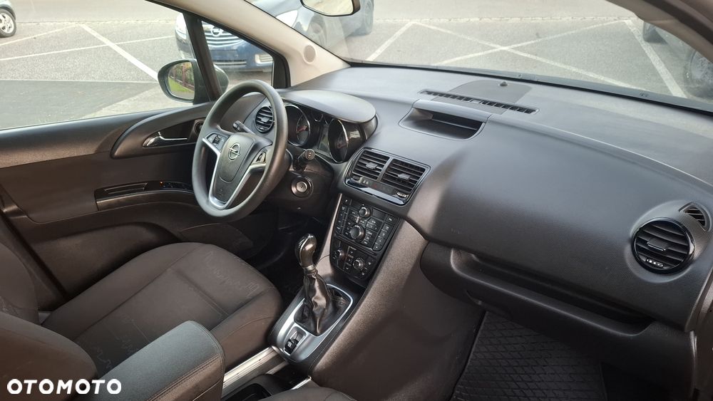Opel Meriva - 14