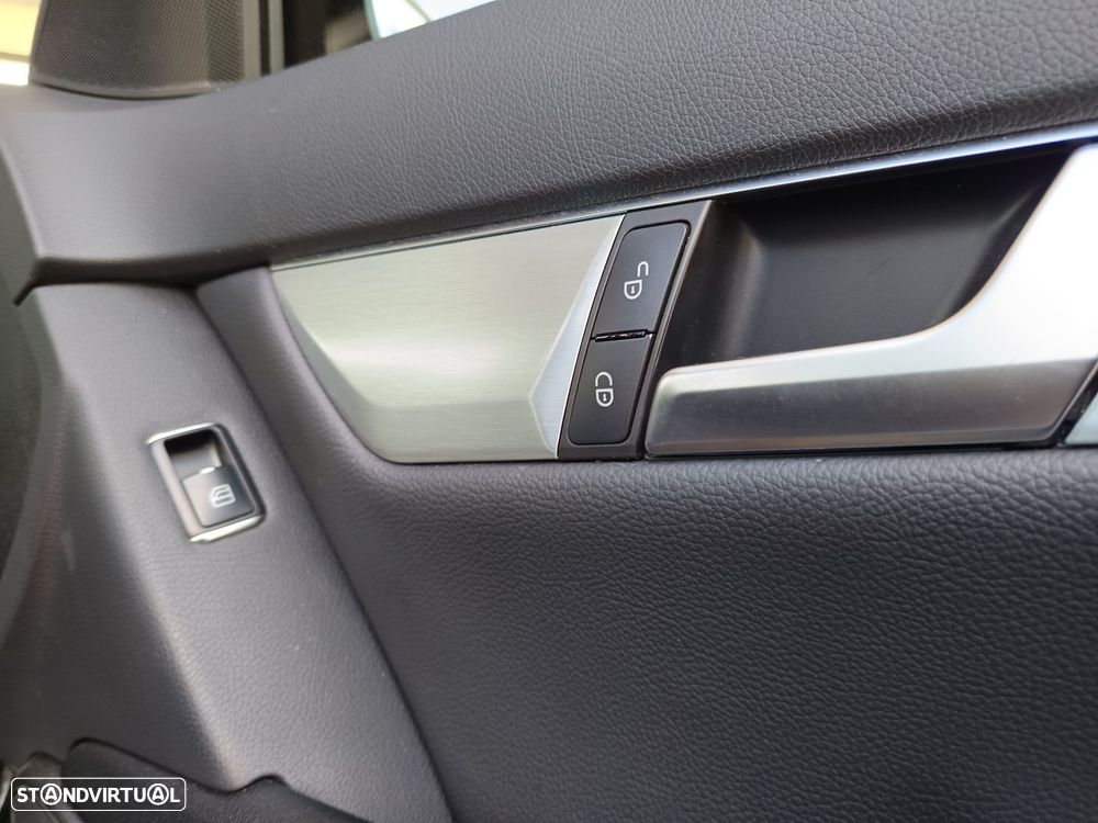 Mercedes-Benz C 220 CDi Avantgarde BE Aut. - 40