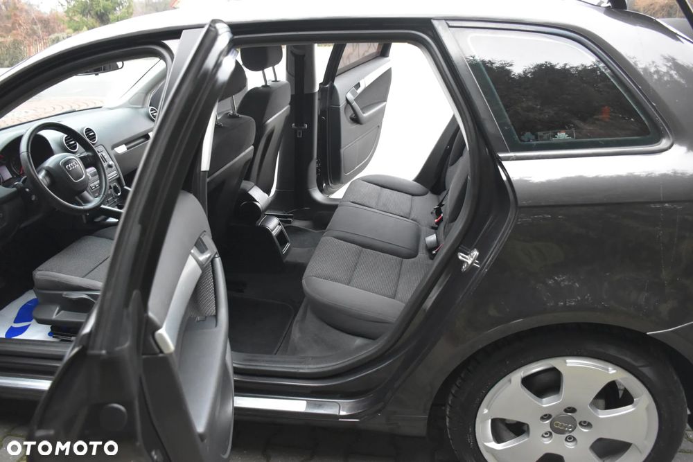 Audi A3 Sportback 1.9 TDI Ambiente - 15