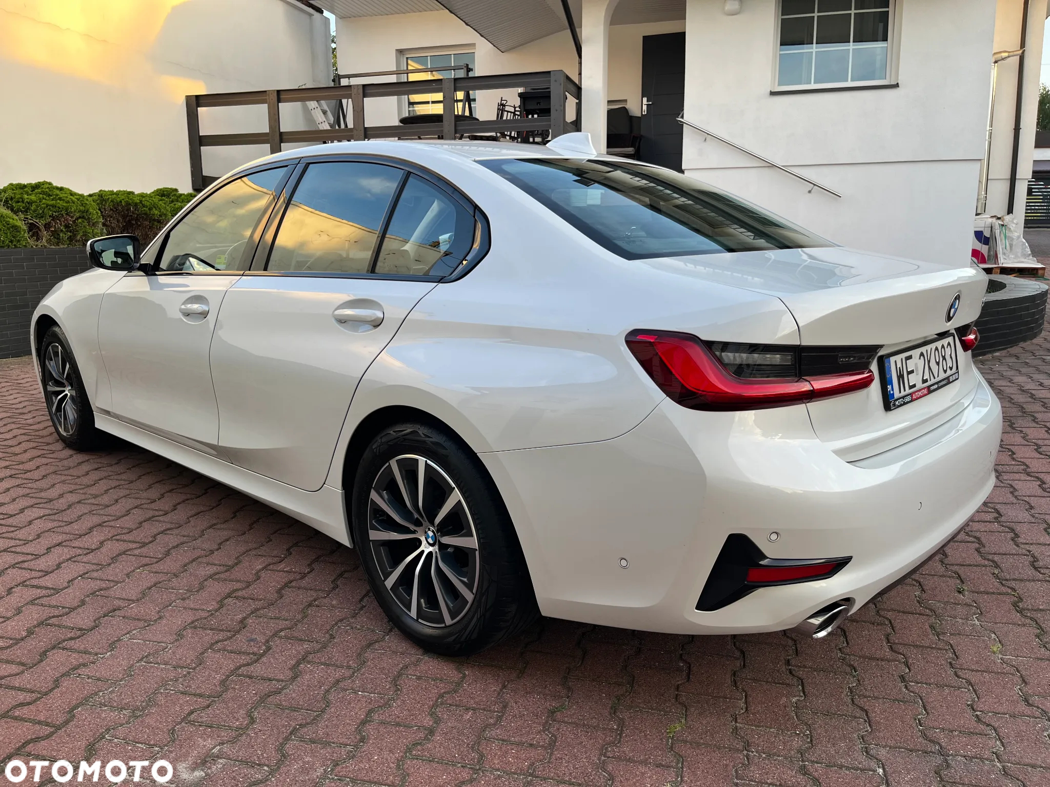 BMW Seria 3 320i Sport Line - 7