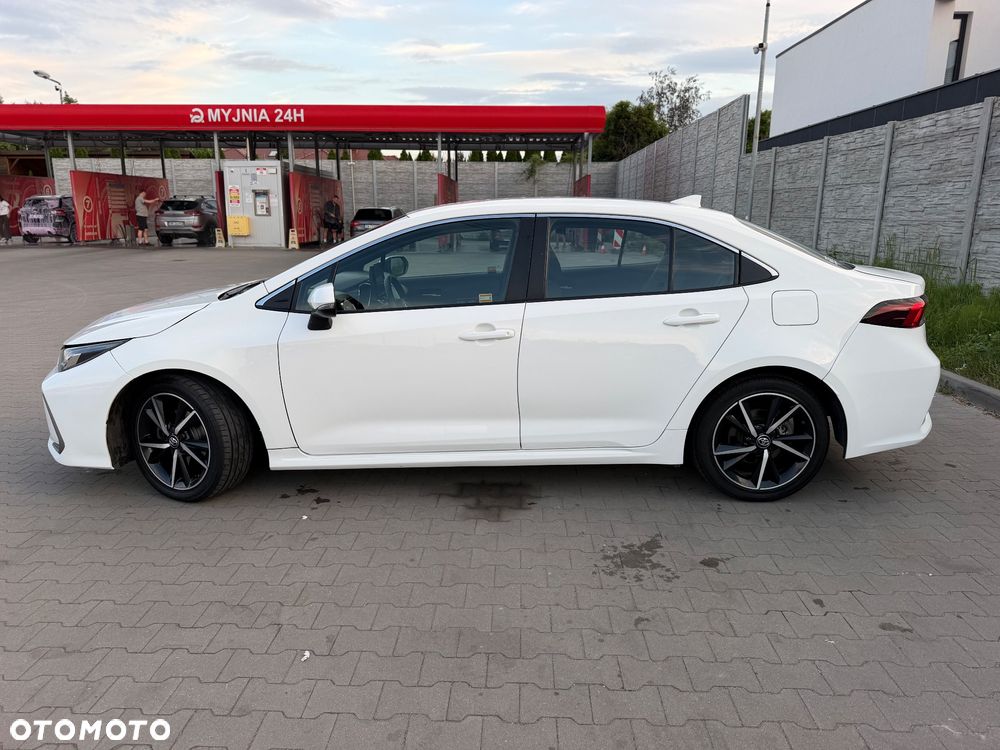 Toyota Corolla - 10