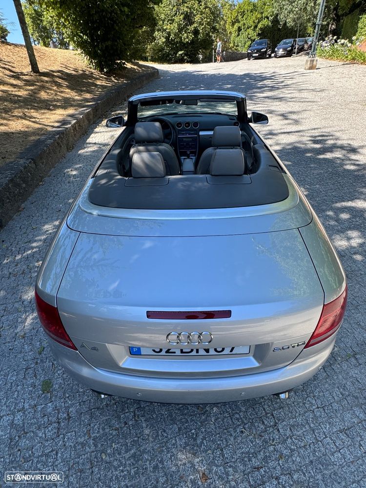 Audi A4 Cabrio 2.0 TDi Exclusive - 6
